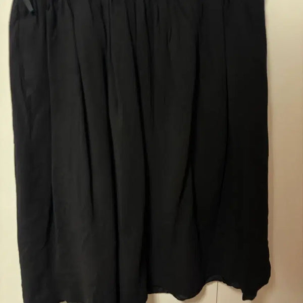 [BUNJANG] Prada Black Midi Skirt Size 38 / 프라다 미디스커트 38
