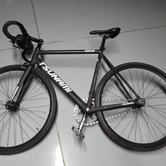 [BUNJANG] Tsunami Black Bicycle (Used) / 하자 별로 없는 쓰나미 블랙 팔아요 급처