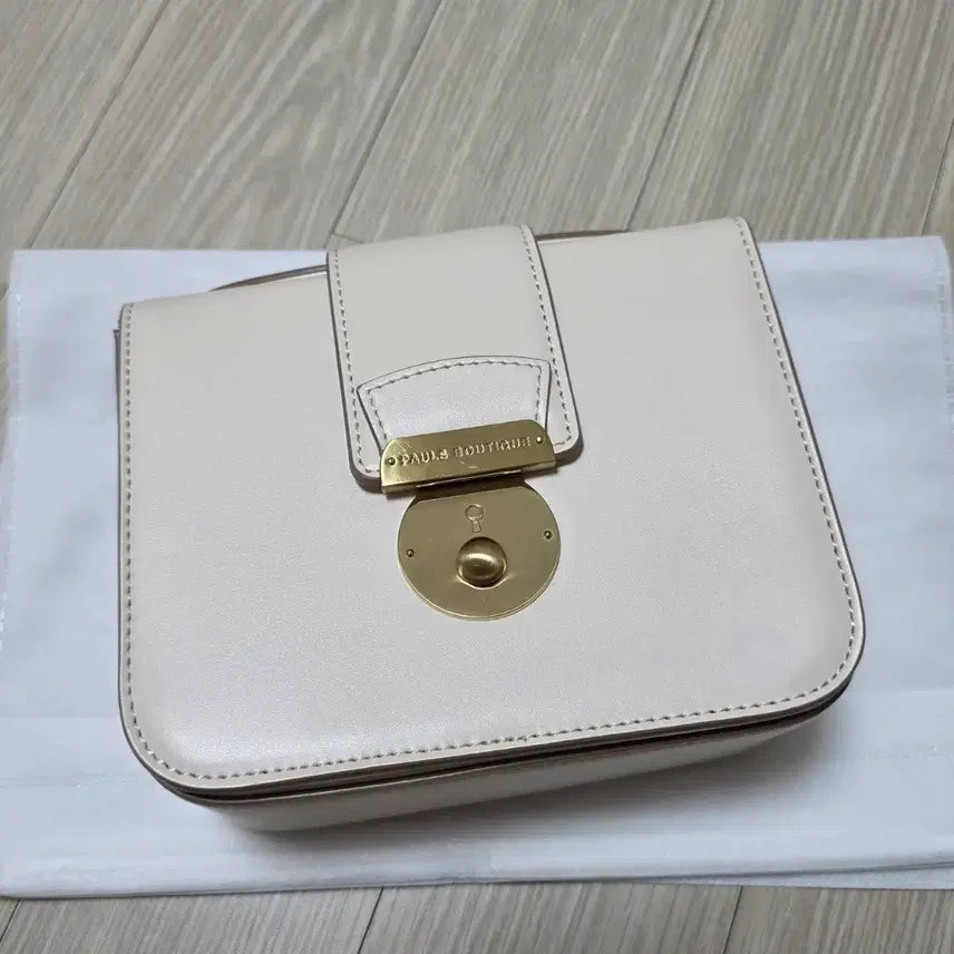 [BUNJANG] Foles Boutique Boy Teddy Cross Bag Ivory / 폴스부띠끄 가방 보이테디 크로스백 아이보리