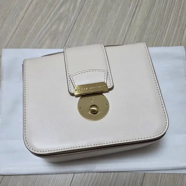 [BUNJANG] Foles Boutique Boy Teddy Cross Bag Ivory / 폴스부띠끄 가방 보이테디 크로스백 아이보리