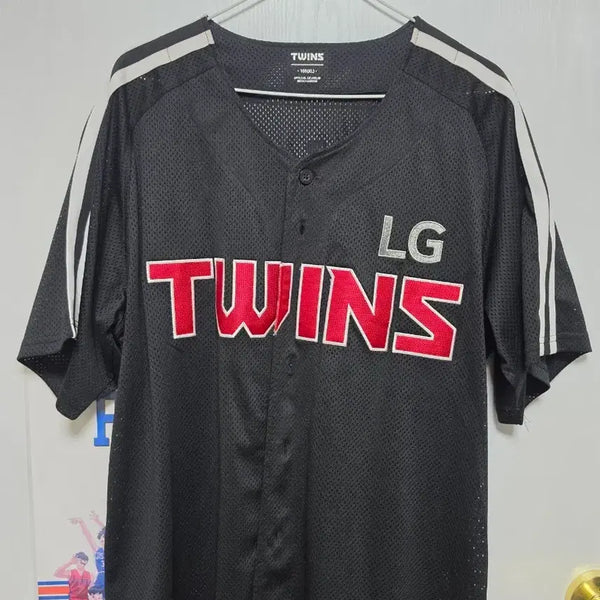 [BUNJANG] LG Twins Baseball Away Retro Original Uniform XL (Jeong Woo-young, Kim Min-sung) / 엘지트윈스 LG트윈스 유니폼 원정 레트로 오리지널 105 XL 정우영 김민성