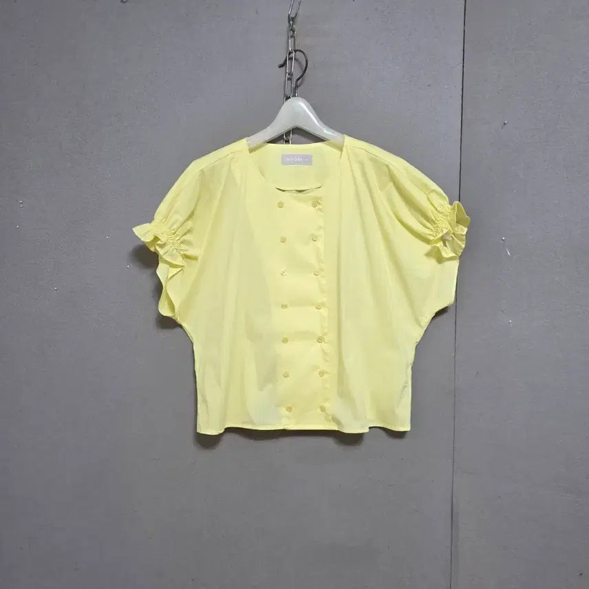 [BUNJANG] Heen & Shi Yellow Blouse (Size F) / 허앤쉬 엘로우 블라우스 F   n7206