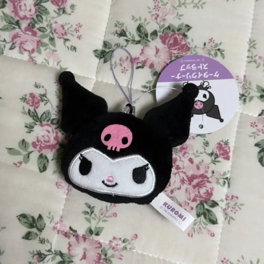 [BUNJANG] Sanrio Kuromi Screen Cleaner Strap / 쿠로미 액정닦이 스트랩 팝니다