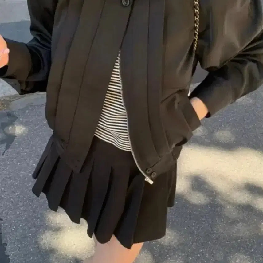 [BUNJANG] Lilyots Rave Bomber Jacket Black / 릴리코츠 레이브 봄버 자켓