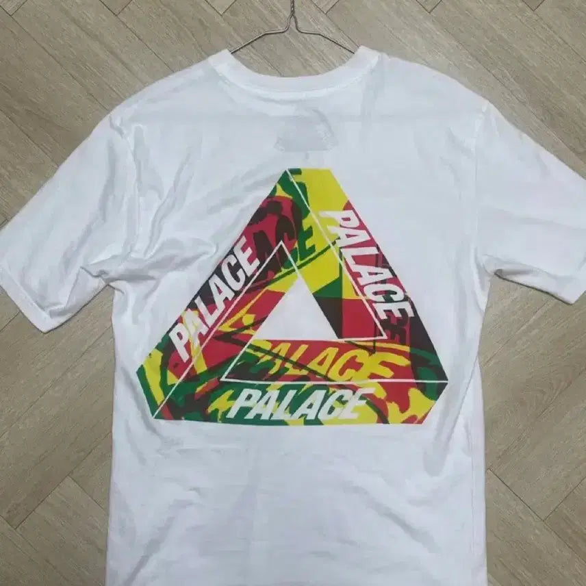 [BUNJANG] Palace T-Shirt / 팔라스 티셔츠