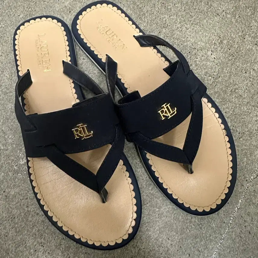 [BUNJANG] Ralph Lauren Navy Leather Sandals (Size 245) / 랄프로렌 샌들 네이비 (245)