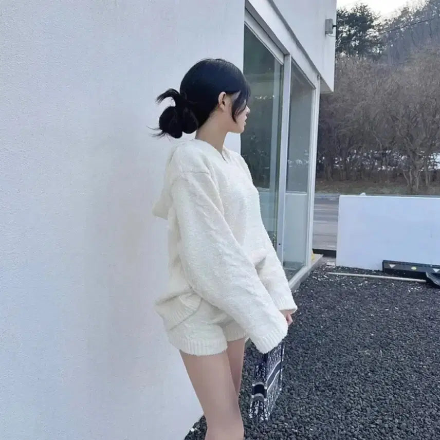 [BUNJANG] Women's Loose Fit Hooded Knit + Pocket Shorts Two-Piece Set / [새상품] 여리 박시 후드 니트 + 포켓 숏팬츠 투피스 SET