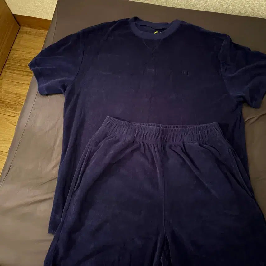 [BUNJANG] UC Berkeley Terry Material Navy Short Sleeve & Shorts Set-up L / [L] UC버클리 테리소재 네이비 반팔 반바지 셋업