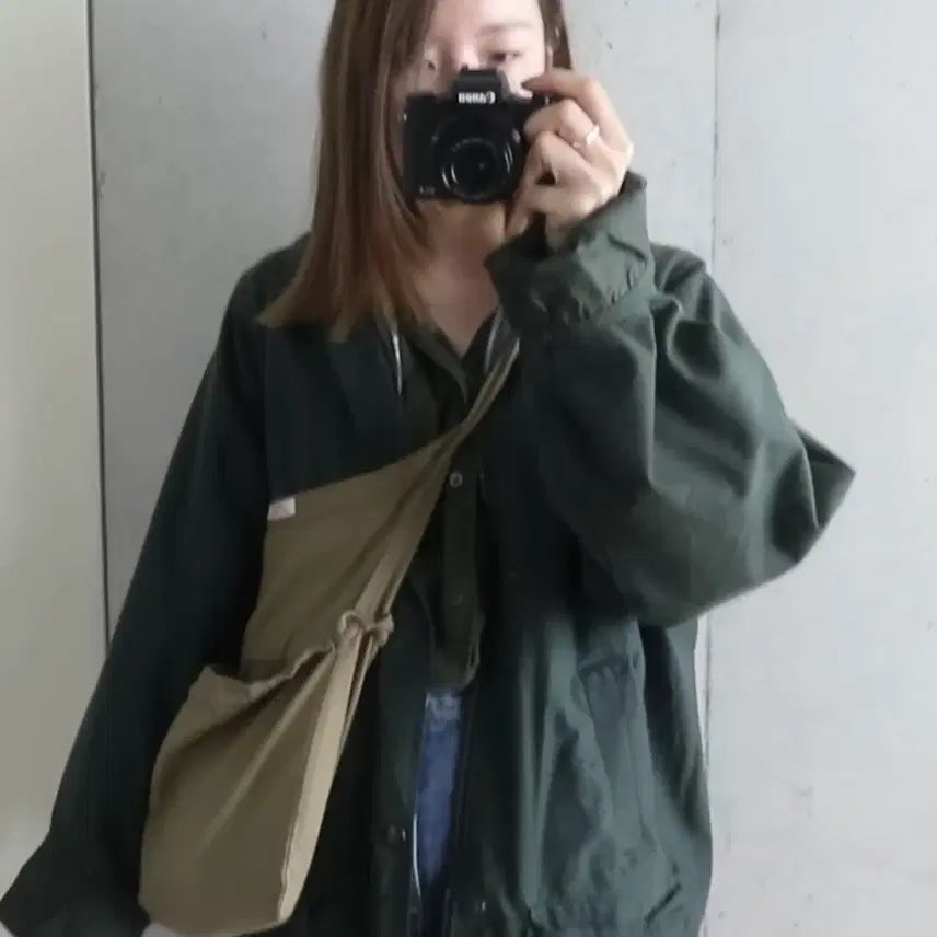 [BUNJANG] Jantiques Apron Crossbody Bag (As seen on ONUK) / Jantiques 잔티크스 에이프런 크로스백 (오눅 착용) 일본브랜드