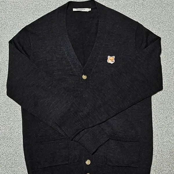 [BUNJANG] Maison Kitsuné Fox Head Dark Grey Cardigan / [M 사이즈] 메종키츠네 폭스 헤드 다크 그레이 가디건 오케이몰구매정품