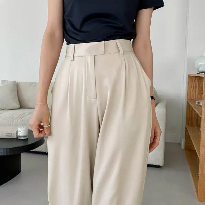 [BUNJANG] Women's Beige Wide-Leg Slacks / 여성 와이드 슬랙스