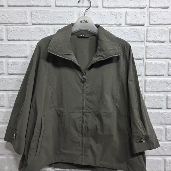 [BUNJANG] PAT 2024 Crop Jacket Khaki Size 95 / 2024년 PAT 크롭자켓 95