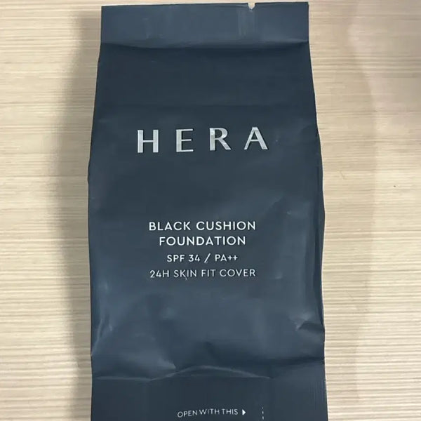 [BUNJANG] Hera Black Cushion Refill 21N1 Vanilla / [새상품] 헤라 블랙 쿠션 리필 21N1 바닐라