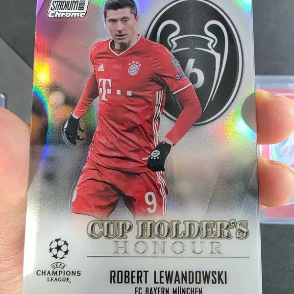 [BUNJANG] Robert Lewandowski Stadium Chrome Cup Holders Honor Card + Road to Qatar Redframe Limited Edition Set / 스타디움 크롬 레반도프스키 컵 홀더스 아너 카드 + 로드 투 카타르 레드프레임  149한정카드 세트