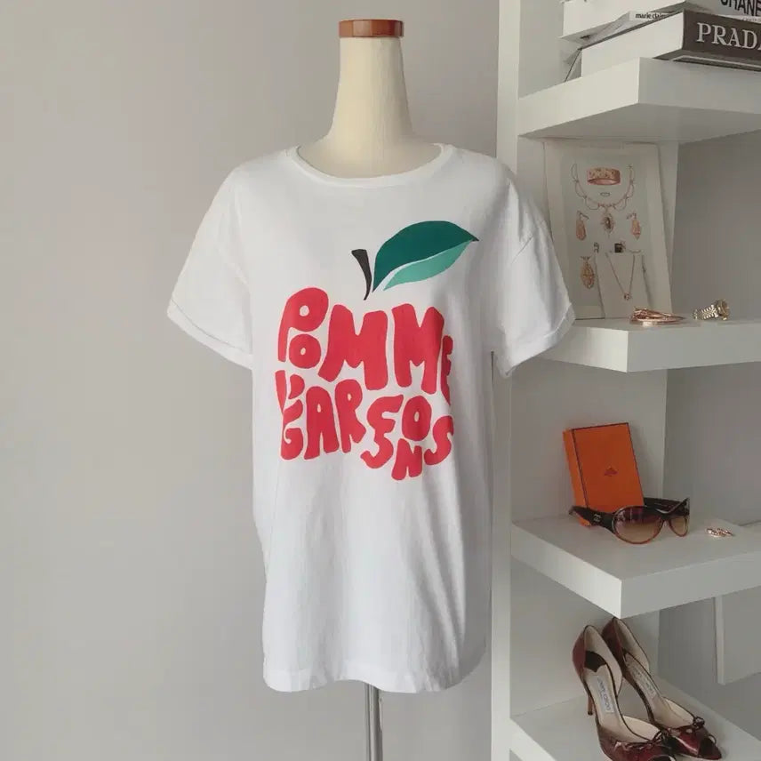 [BUNJANG] Être Cécile Pomme Garçon Apple Graphic T-Shirt / 업뎃완료 [55] 에트르 세실 반팔 티셔츠