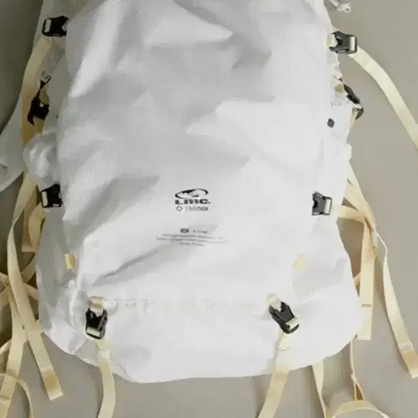 [BUNJANG] LMC Helinox Backpack White / LMC 헬리녹스 백팩 화이트