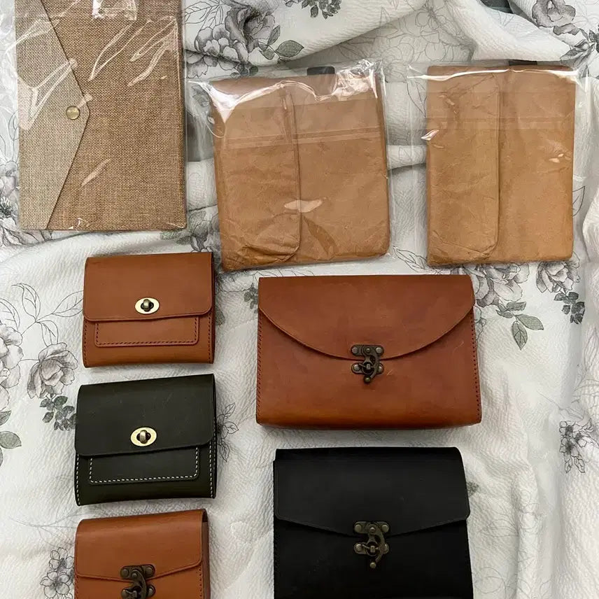 [BUNJANG] MyBessong (BessongGguggu) Vintage Leather Pouch Bundle Set / 빈티지 가죽 파우치 일괄 판매(마이베쏭/베쏭꾸꾸)