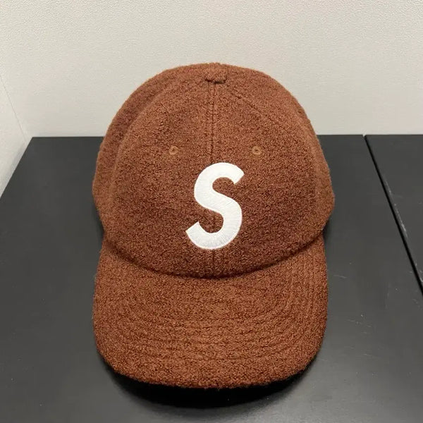 [BUNJANG] Supreme Boiled Wool S Logo 6-Panel Cap Brown / 슈프림 보일드 울 S 로고 6패널 캡 브라운 (22FW)