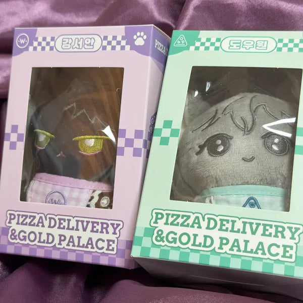 [BUNJANG] Pizza Delivery Person and Gold Palace Won Seoan Doll (No Photocard) / 피자배달부와 골드팰리스 우원 서안 인형 (포카 XX)