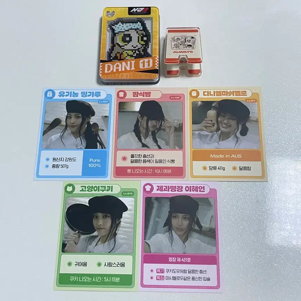 [BUNJANG] NewJeans 3rd & 4th Anniversary Cafe Acrylic Clip & Bread Card Bundle Set / 뉴진스 데뷔4주년 카페 특전 빵카드 아크릴집게 일괄 3주년카페 4주년카페