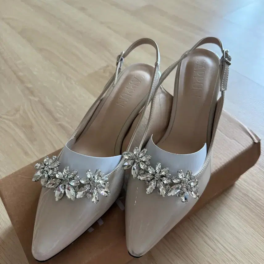 [BUNJANG] Sappun Loilz Enamel Slingback Stiletto Heels (235) Wedding Shoes / 사뿐 로일즈 에나멜 슬링백 스켈레토힐 235 웨딩슈즈