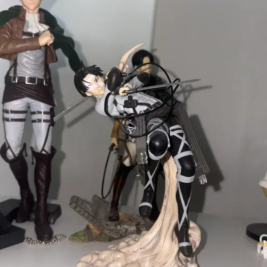 [BUNJANG] Levi Ichiban Kuji Figure / 리바이 이치방쿠지 피규어