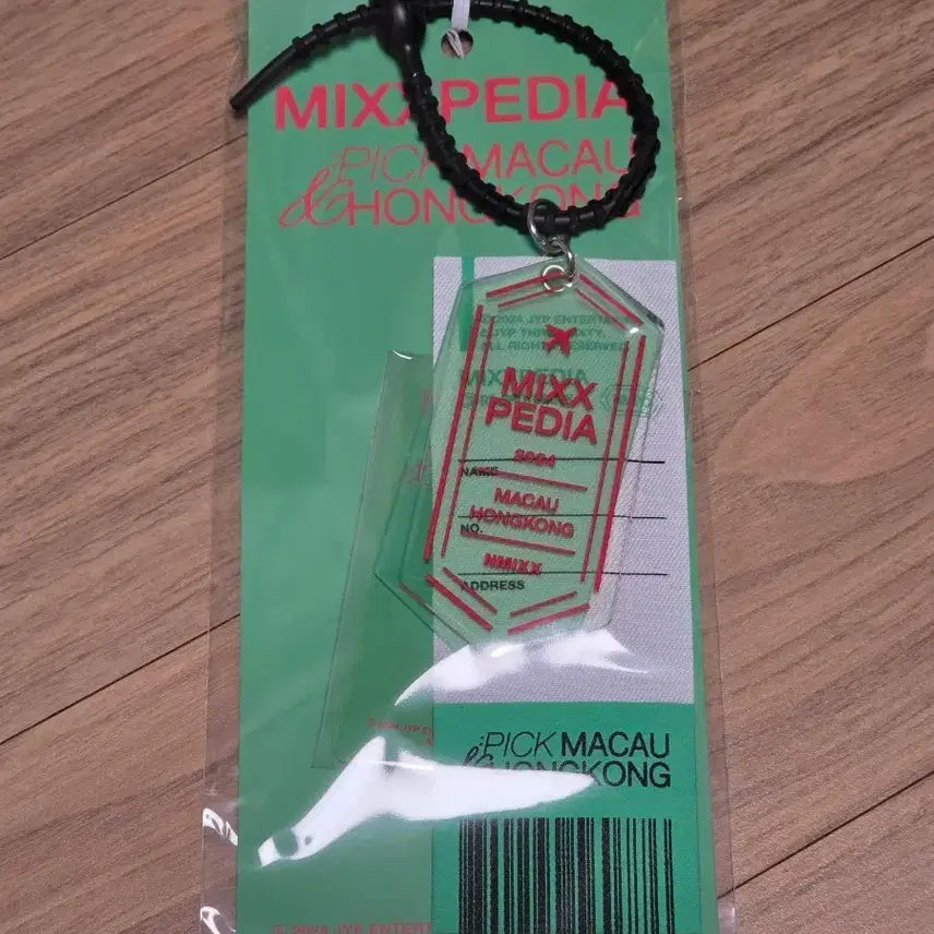[BUNJANG] NMIXX Ruggi Tag Pick Macao Hong Kong Photobook MD / 엔믹스 러기지 택 픽 마카오 홍콩 포토북 md