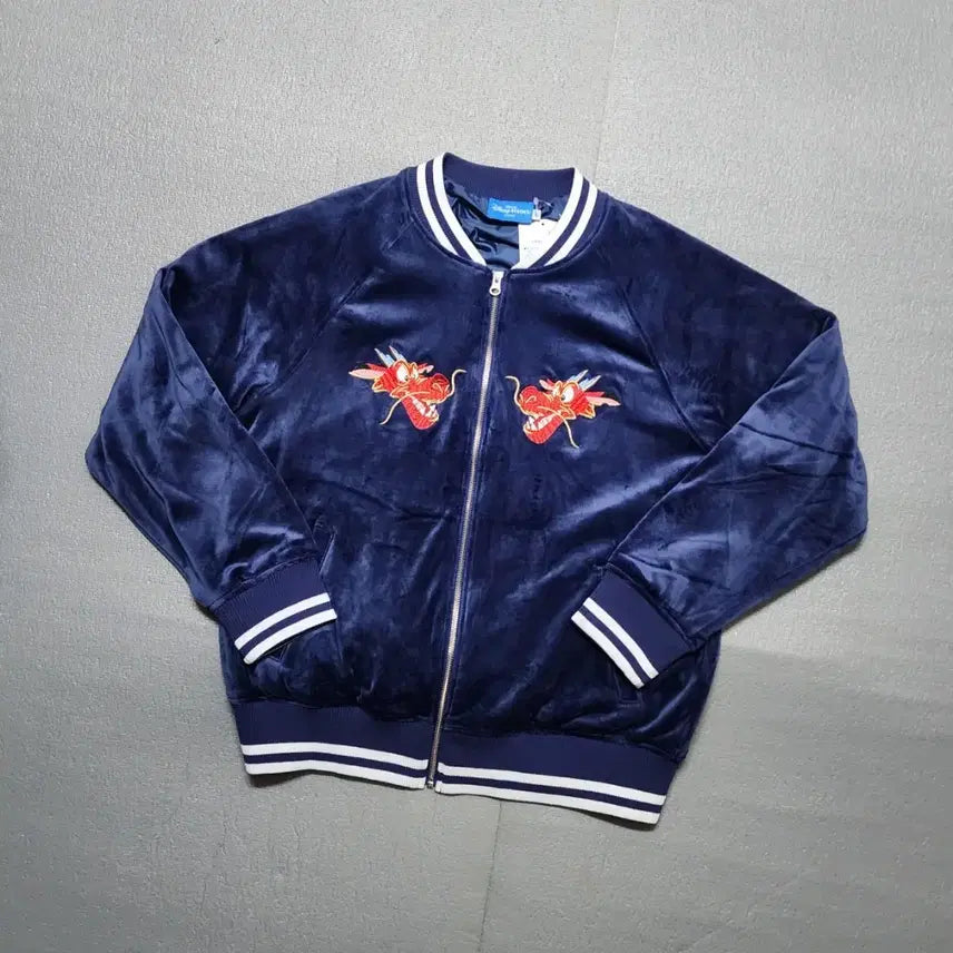 [BUNJANG] Tokyo Disney Resort Mushu Embroidered Velvet Sukajan Jacket / 미사용) 도쿄 디즈니 리조트 무슈 자수 벨벳 스카잔 자켓
