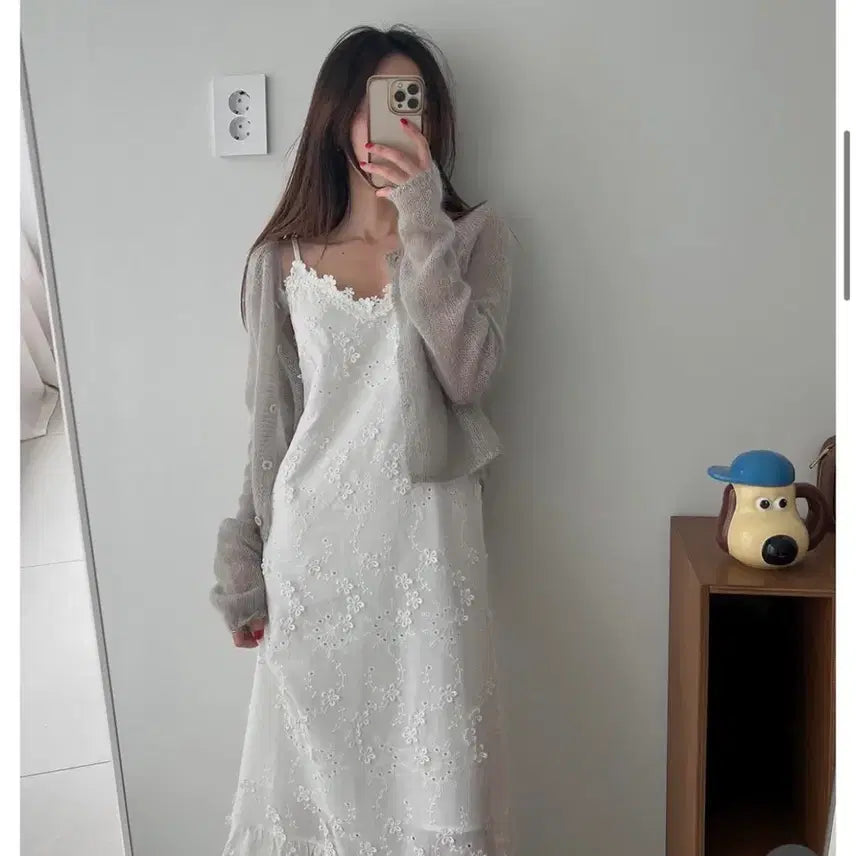[BUNJANG] Amuse Soul Dainty Punching Dress / 아뮤즈소울 여리여리 펀칭 원피스(새상품)