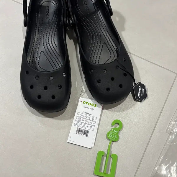 [BUNJANG] Crocs Classic Ballet Black US W8 / 크록스 클래식 발레 블랙 검정 250 US w8 새상품