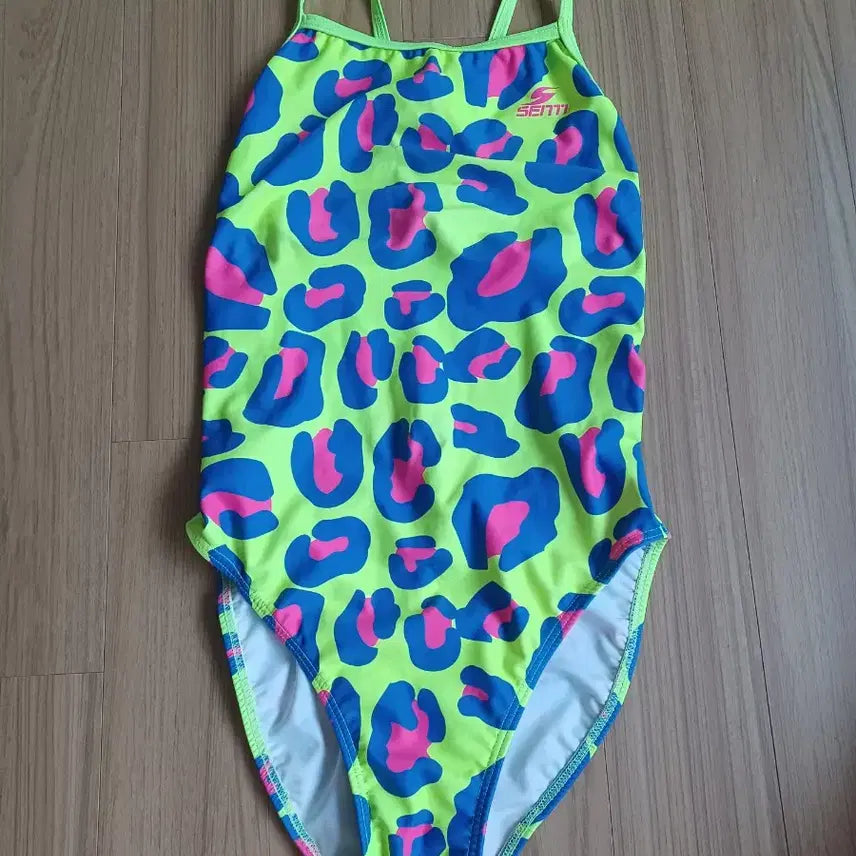 [BUNJANG] Senty Swimsuit Size M / 센티수영복