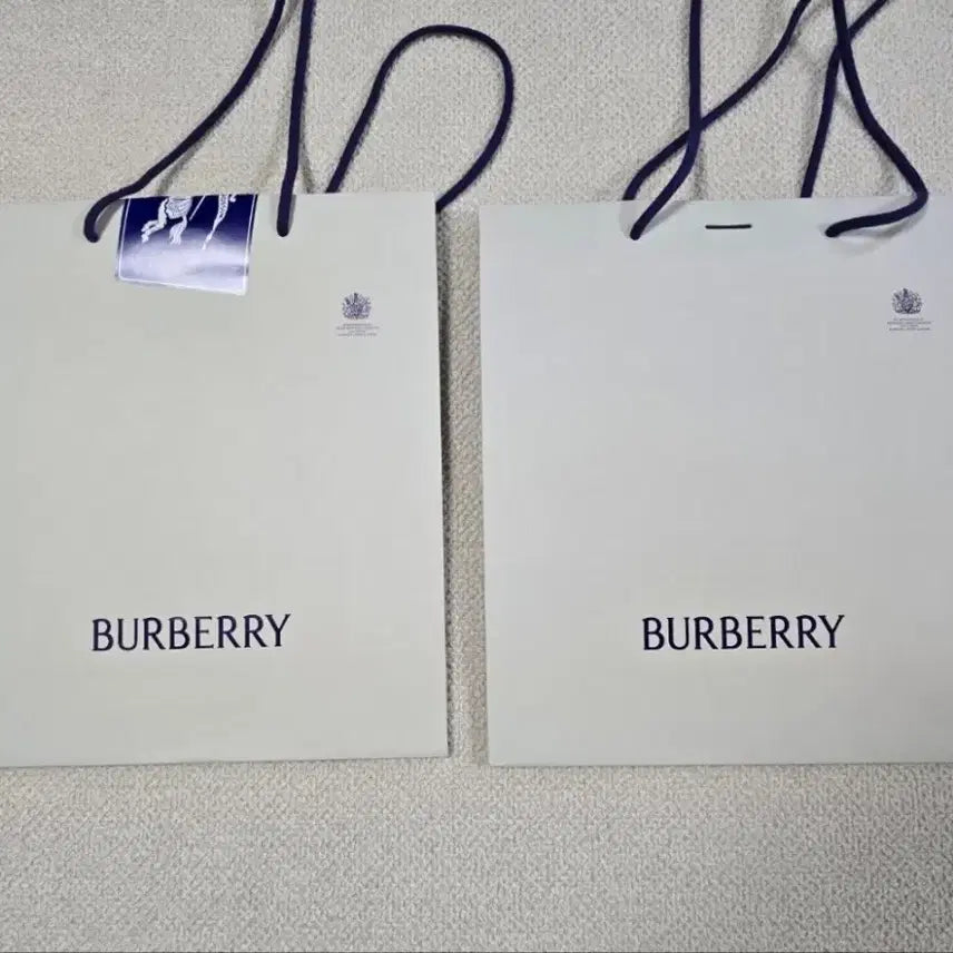 [BUNJANG] Burberry Shopping Bag Bundle Set (32x36x12) / *2장 일괄* 버버리 쇼핑백 (32x36x12)