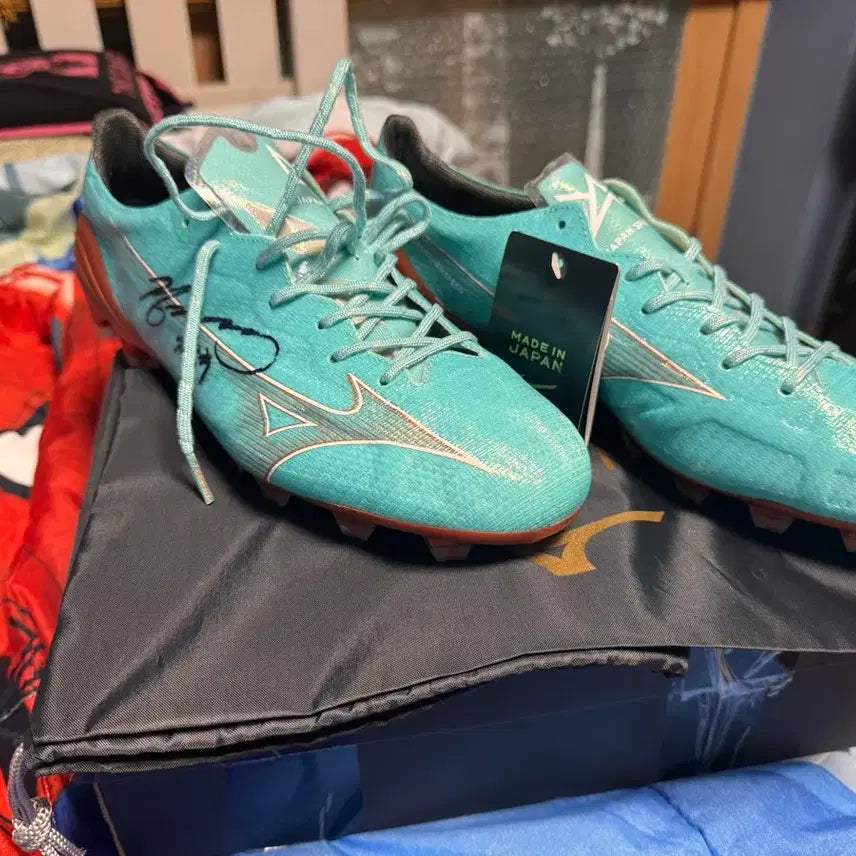 [BUNJANG] Mizuno Alpha Japan Soccer Cleats Mint 280 / 미즈노 알파 재팬 축구화 민트색 280