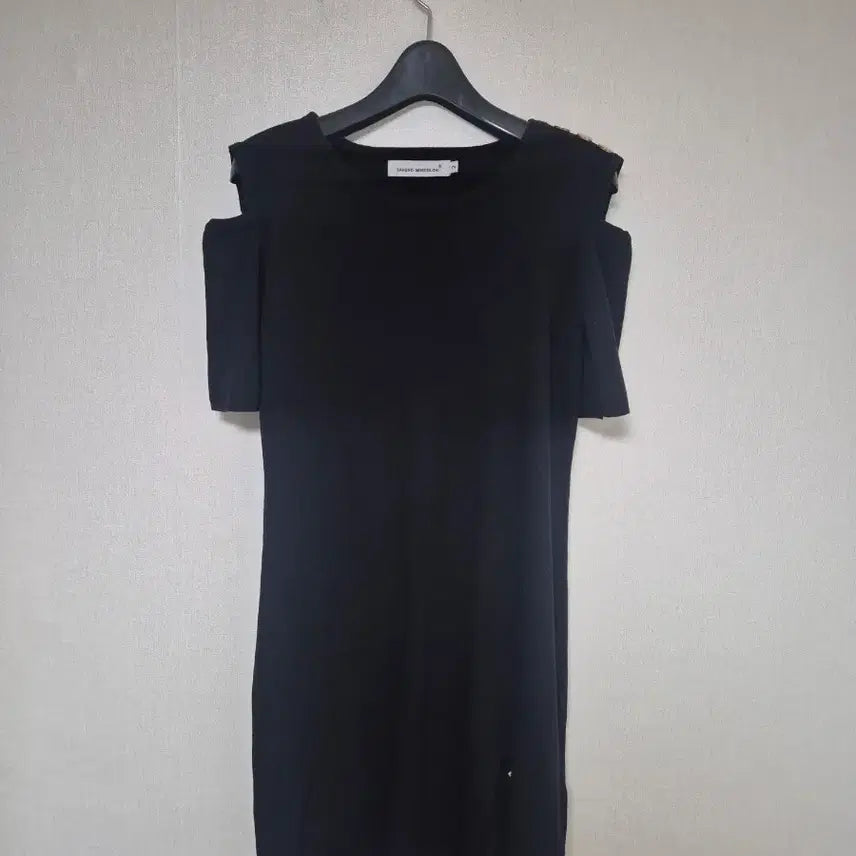[BUNJANG] Sandro Mosconi Black Off-the-Shoulder Midi Dress / 산드로 모스코니 블랙 오프숄더 원피스
