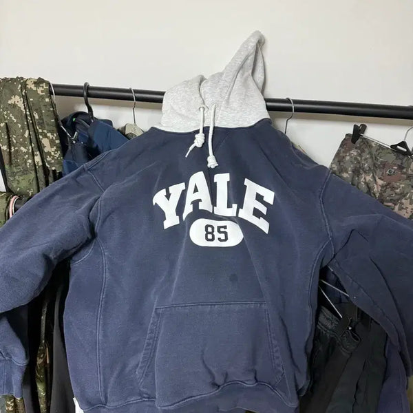 [BUNJANG] YALE University Logo Hoodie Navy Size 105 / YALE 후드티 팔아요.