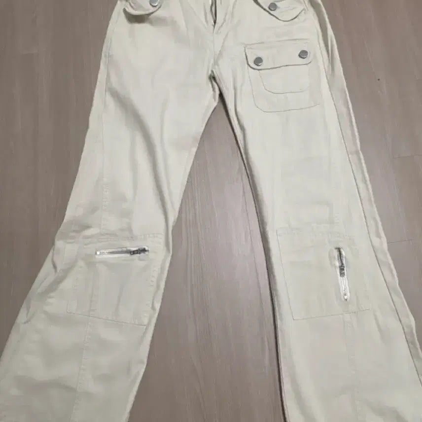 [BUNJANG] Ivory Cargo Pants / 아이보리 카고 팬츠