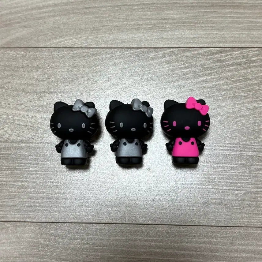 [BUNJANG] Hello Kitty Magnet Set (3 Types) - Seven Eleven Yogurt Collaboration / 일괄)세븐일레븐 요즘그릭요거트 헬로키티 마그넷 3종 일괄