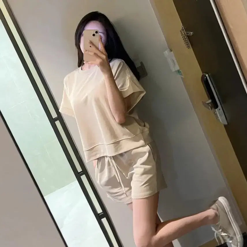 [BUNJANG] Beige Short-Sleeve Shorts Set / 베이지 반팔 반바지 세트