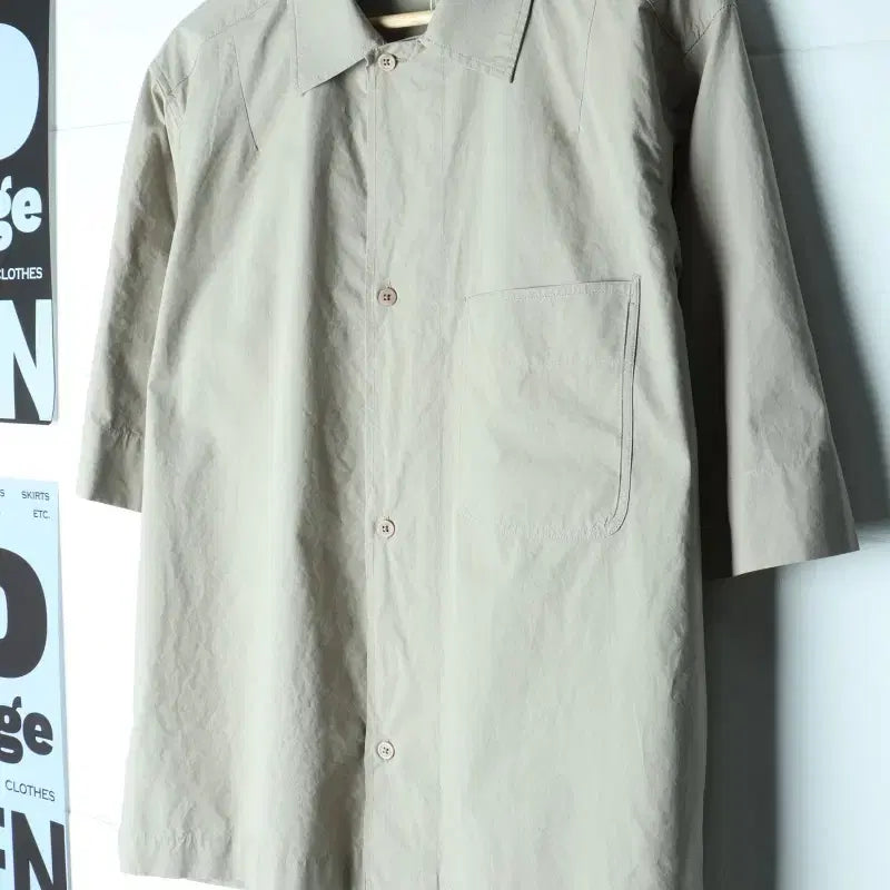 [BUNJANG] Suares Short-Sleeve Collar T-Shirt / (M-L) 수아레 반팔 카라 티셔츠 새상품 셔츠 남방 무지-H35787