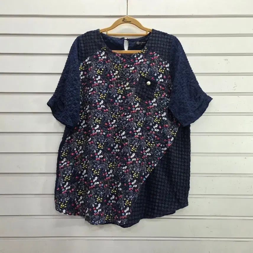 [BUNJANG] Delicate Floral Lace Point Blouse / 잔꽃무늬  레이스포인트 블라우스/보물찾기천사