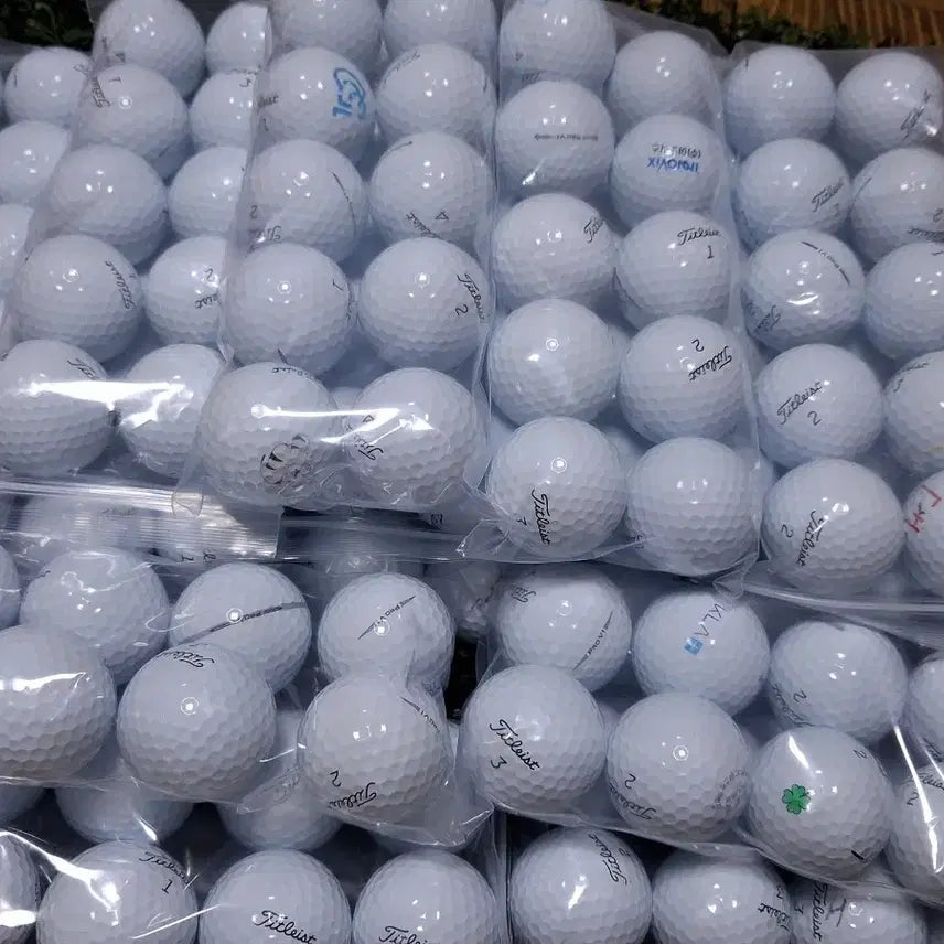 [BUNJANG] Titleist Velocity Golf Balls (160 Count) - Used / 타이틀리스트v1,3ps 160알 //  깔끄미 로스트볼 //필드용