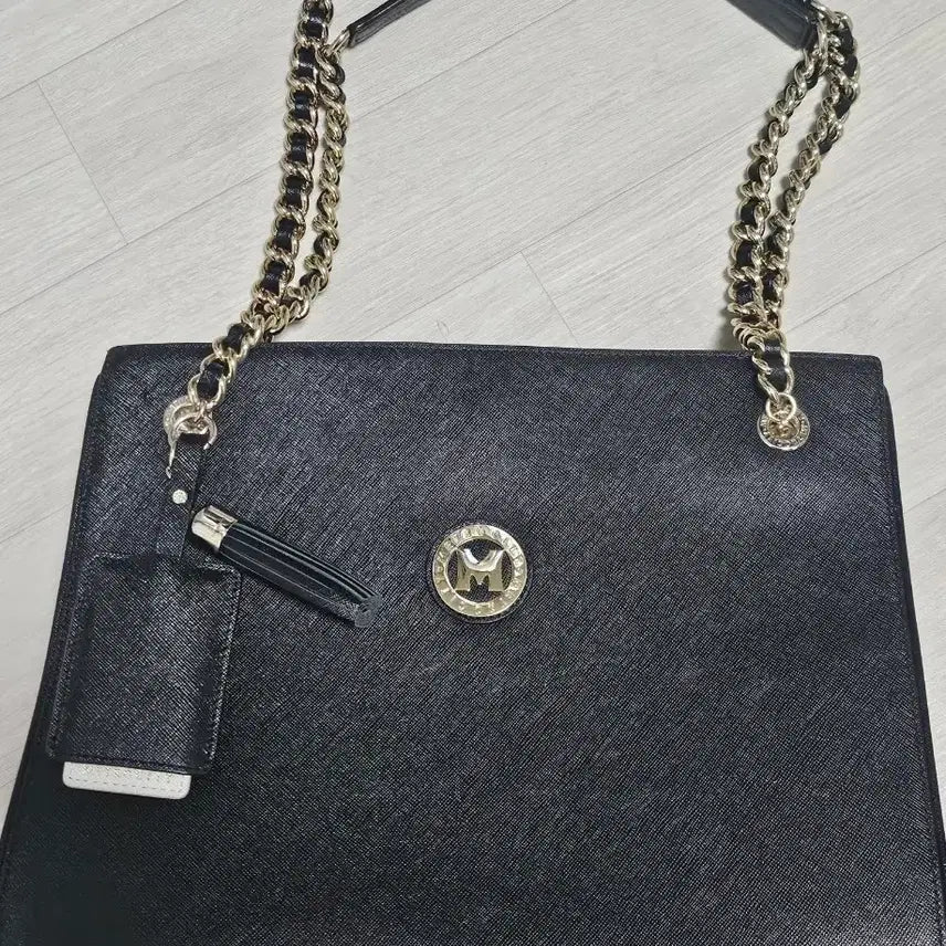 [BUNJANG] Metrociti Black Chain Women's Shoulder Bag / 메트로시티 블랙 체인 여성 숄더백