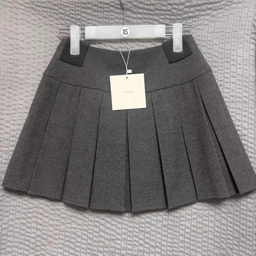 [BUNJANG] Levein Pleated Mini Skirt Grey Size 1 / 르베인 플리츠 미니 스커트
