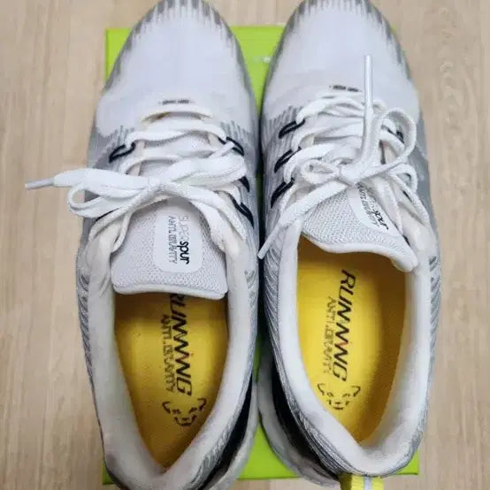 [BUNJANG] Dynafit Running Shoes White Size 260 / 다이나핏 러닝화 화이트 260