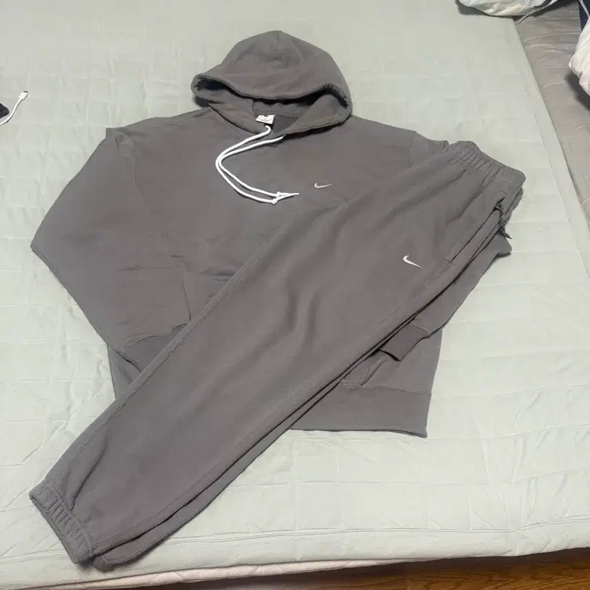 [BUNJANG] Nike Solo Swoosh Hoodie & Pants Set-up Charcoal Grey / 나이키 솔로 스우시 후드,팬츠 셋업