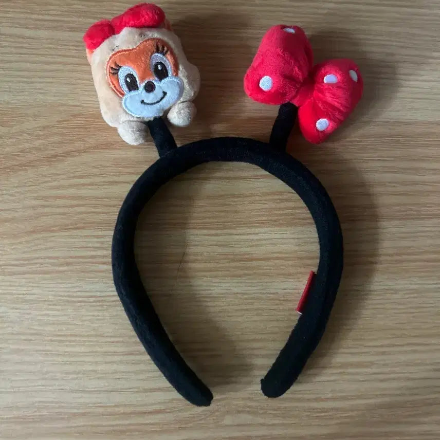 [BUNJANG] Lotte World Red Ribbon Headband / 롯데월드 빨강 리본 머리띠