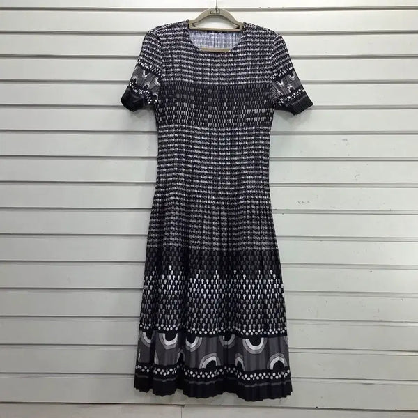 [BUNJANG] Patterned Pleated Fabric Women's Long Dress (Size 55-66) / 패턴무늬 주름원단 부인복 롱원피스 55-66/보물찾기천사