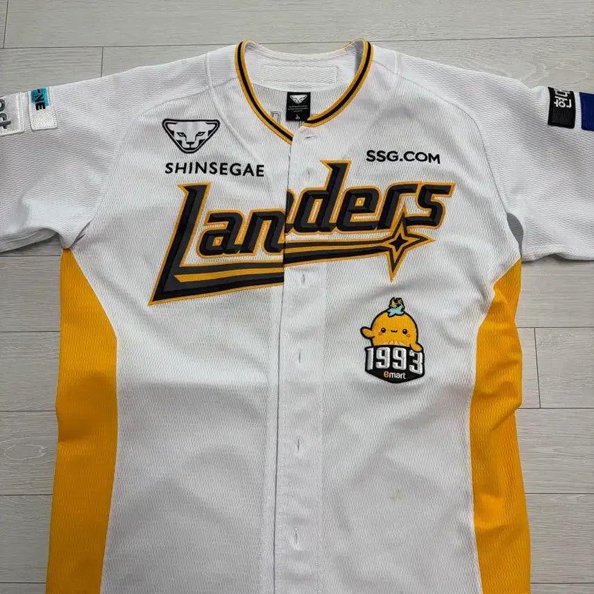[BUNJANG] SSG Landers E-Mart 2023 Season Choi Ji-Hoon Player Jersey / ssg 랜더스 이마트 유니폼