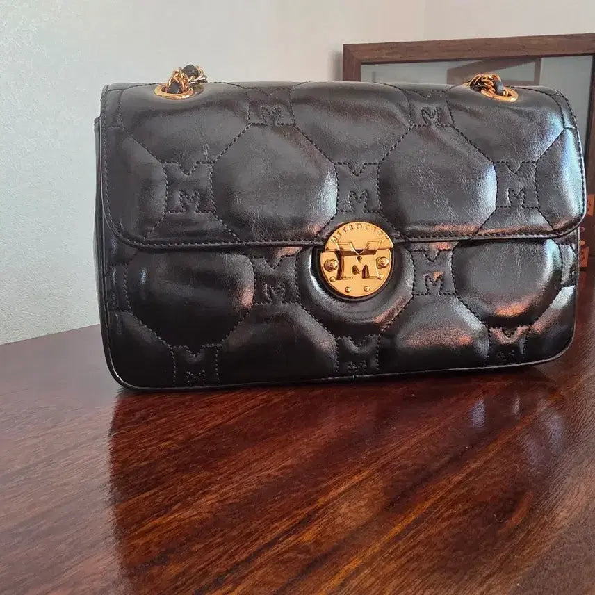 [BUNJANG] Metrociti Women's Quilting Chain Crossbody Bag / 메트로시티 / 25년 여성 크로스백 / 미사용