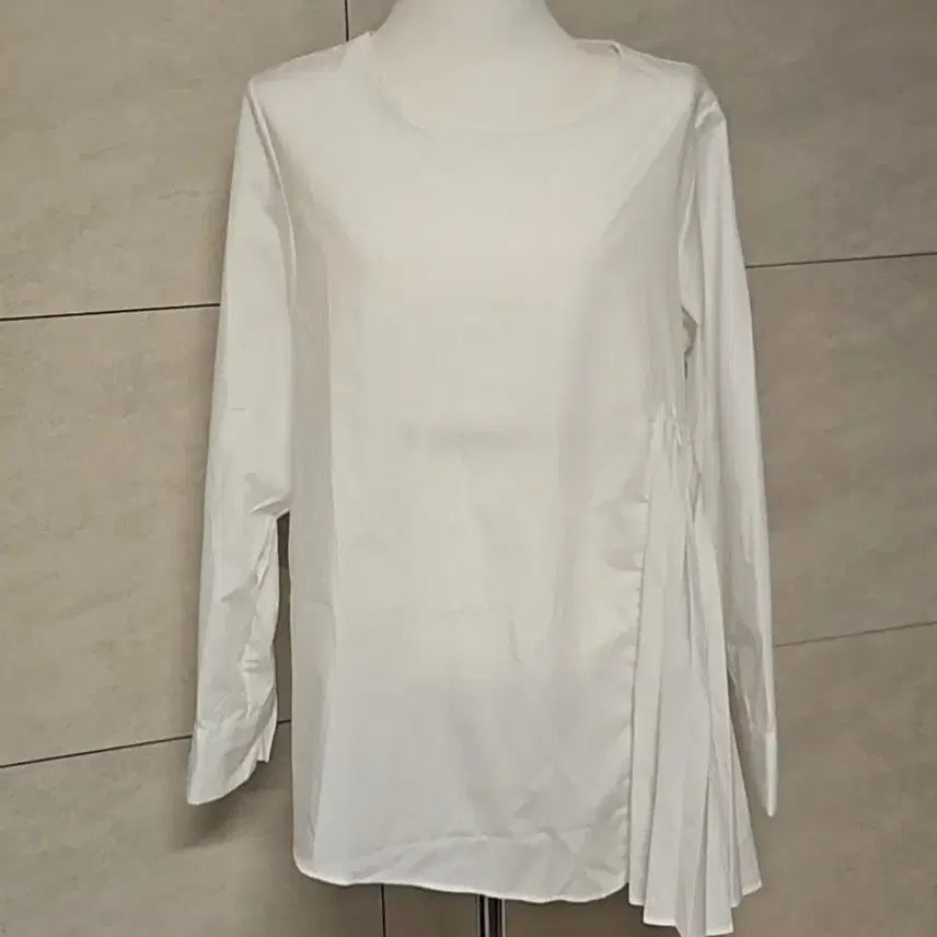 [BUNJANG] Pleated T-shirt White / 사선주름 바스락 티셔츠